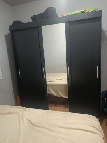 Guarda roupa de casal
