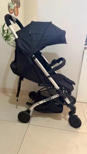 Carrinho de Passeio Compacto Burigotto ZAP