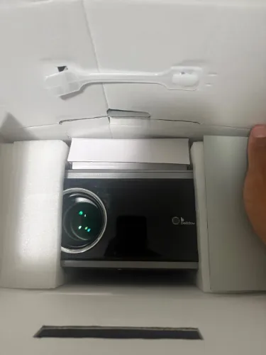 PROJETOR BETTDOW AC1071 NOVO