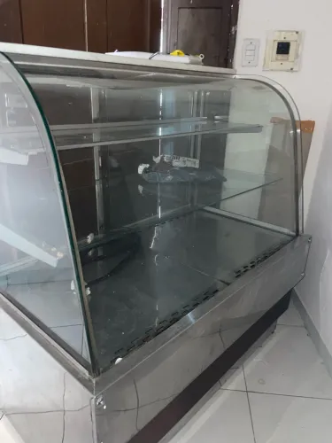 Expositor de bebidas e doces Frezzer