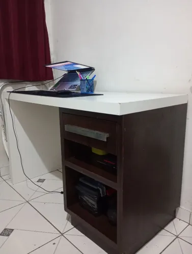 Mesa De Escritório