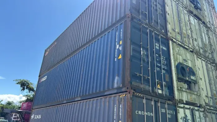 CONTAINER 12 METROS E 6 METROS