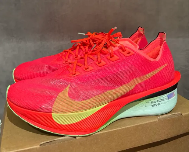 Vaporfly 4 NOVO tamanho 44