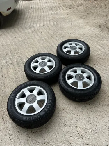 Rodas aro 15 original Audi