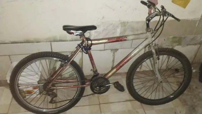Vendendo esta bicicleta aro 26