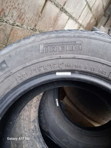 Pneus 205/7516 pirelli micro ônibus e van apenas 23 unidades