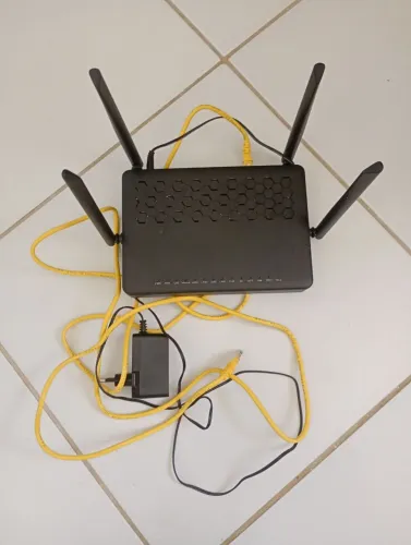 Roteador 4 antenas