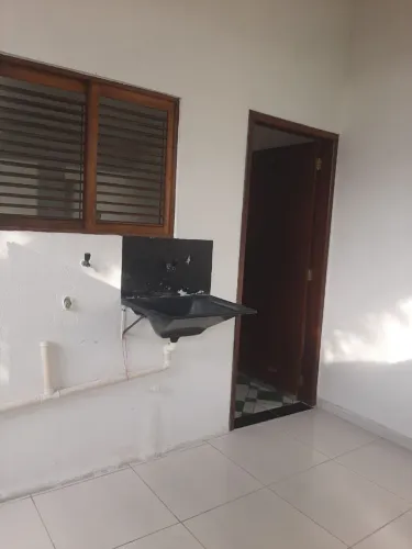 Casa para alugar em paratibe-próximo ao supermercado mercado nova vida