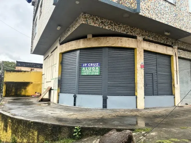Loja de esquina, bem localizada