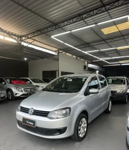 Volkswagen Fox 1.0 MI Total Flex 8V 5P 2011