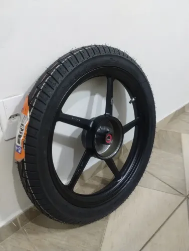 Roda traseira com pneu- Factor/fazer 150