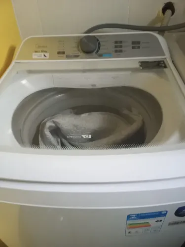 Vende-se máquina de lavar 13kg seminova 