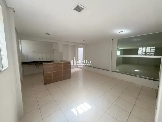 Loja disponível para locação no bairro Centro em Uberlândia-MG