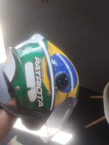 2 capacetes Pro Tork
