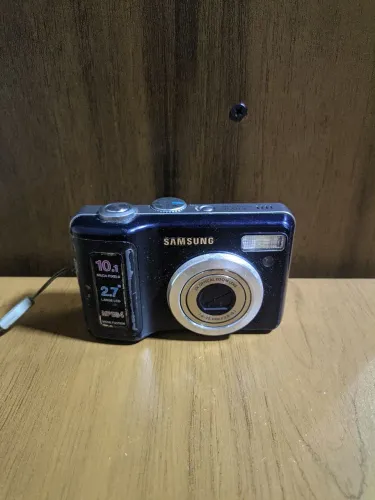 Câmera Digital Samsung S1030 10.1MP Retrô Y2K - Funciona a Pilhas AA (Sem Flash)
