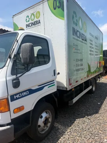 CAMINHÃO HD 80 BAÚ SECO