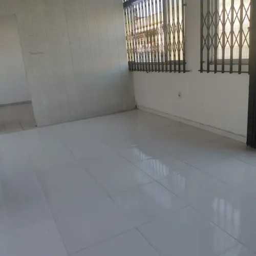 Alugo casa 2/4 altos Cremação