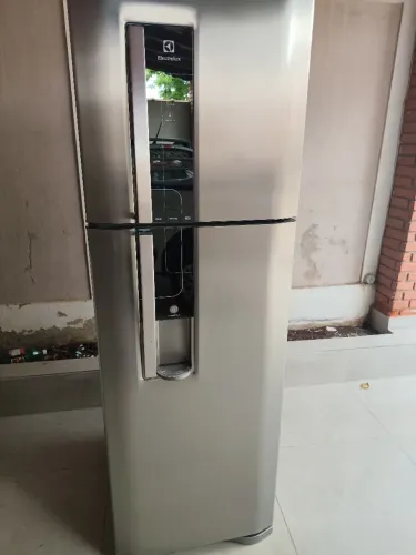 Geladeira Electrolux Frosfree
