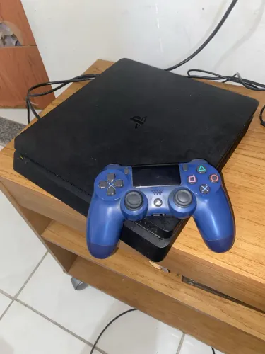 VENDE-SE PS4