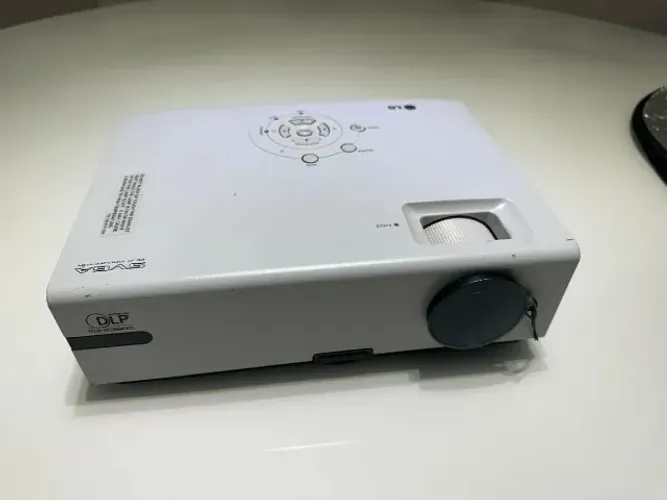 Projetor LG Entrada Somente VGA Preço para vender logo