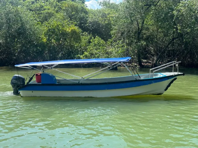 Lancha Panga 20 Passageiros