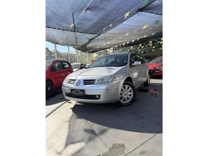 Renault Megane Grand Tour Dynamique 2.0 16V Aut. 2011