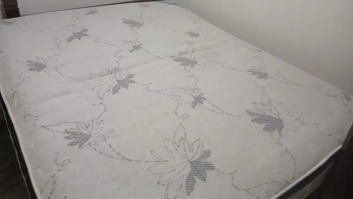 COLCHÃO ISOFORT SOFT PARA CAMA QUEEN SEMINOVO