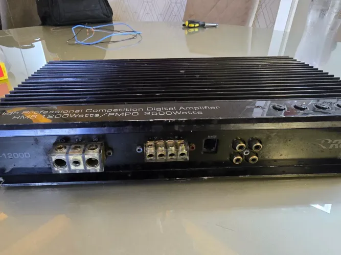 Módulo amplificador Roadster 1200D professional competitiom