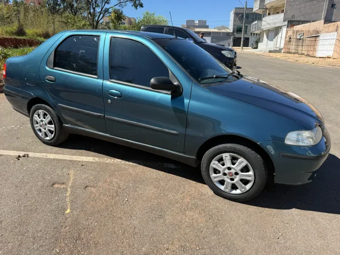 Fiat Siena ELX 1.0 MPI Fire 16V 4P (25 Anos) 2001