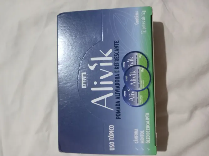 Vendo uma caixa de Vick alivick