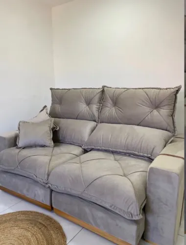 Sofá Retrátil e Reclinável Ravena 250 cm