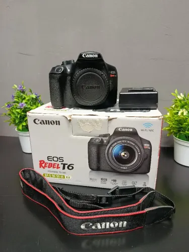 Câmera CANON T6