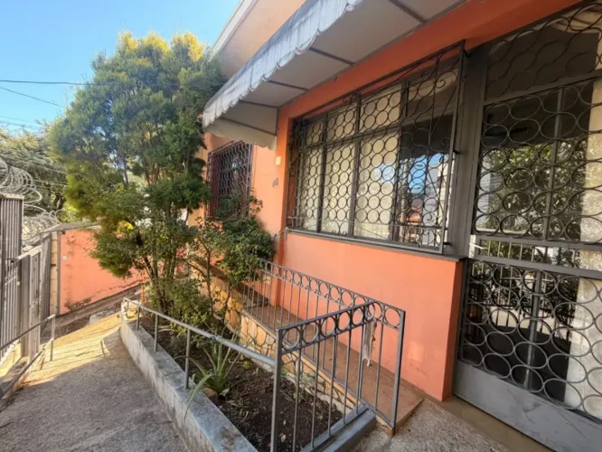 Casa com 4 quartos à venda em Belo Horizonte