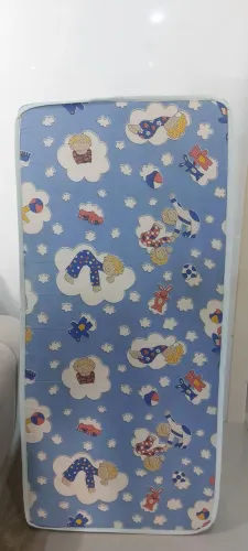 Colchão de berço em perfeitas condições.
