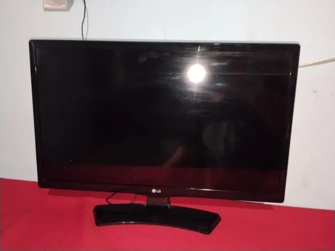 TV Smart LED LG 24" Polegadas