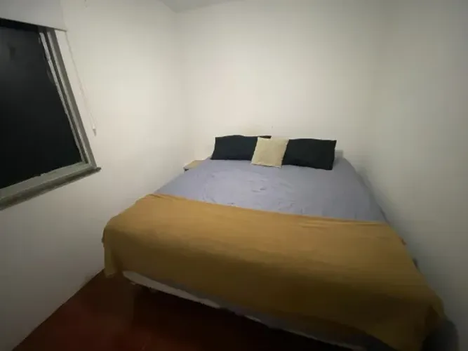 VENDE-SE CAMA SUPER KING
