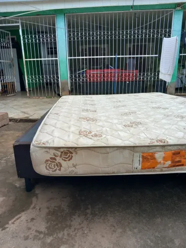 Desapego Cama Box Casal Usada - Base e Colchão