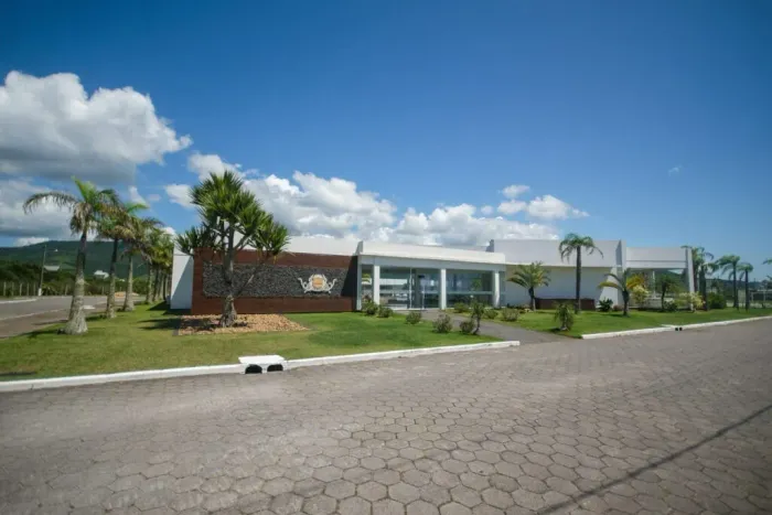 Casa com 6 dormitórios- Condomínio Garopaba Internacional, Garopaba/SC