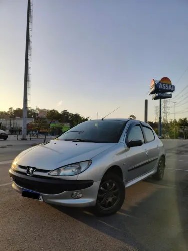 Peugeot 206 Holiday 1.6 Flex 16V 5P 2006