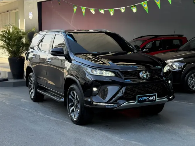 Toyota Hilux SW4 4X4 2.8 Diesel 2024