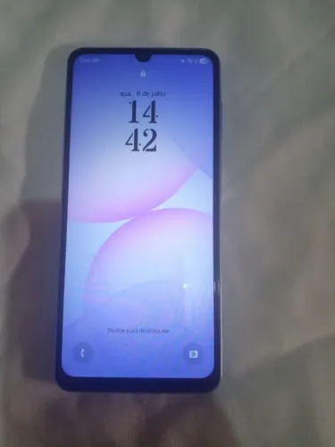 Vendo um celular