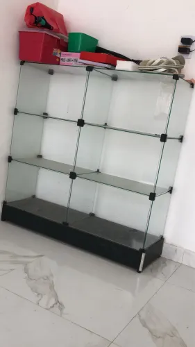 Vendo vitrine pra retirada 