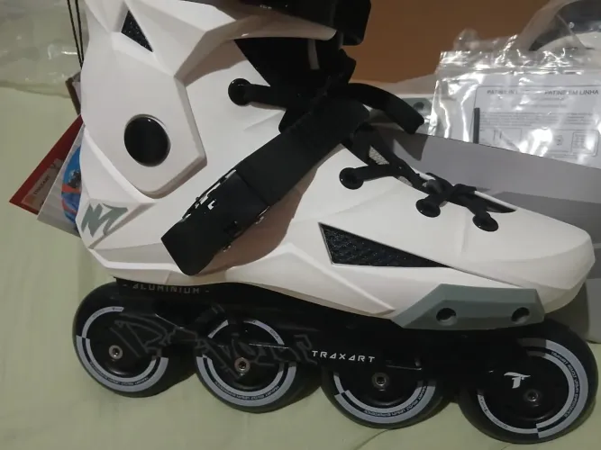 Patins traxart usado poucas vezes