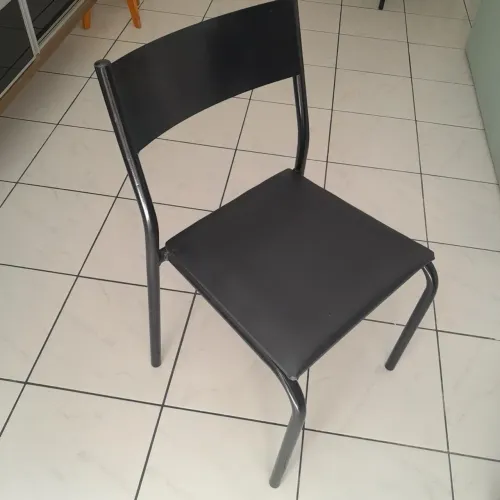 Cadeira de jantar empilhável talk