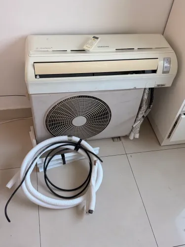 Ar-condicionado Samsung Split 9.000 BTUs Frio - Excelente estado - Completo