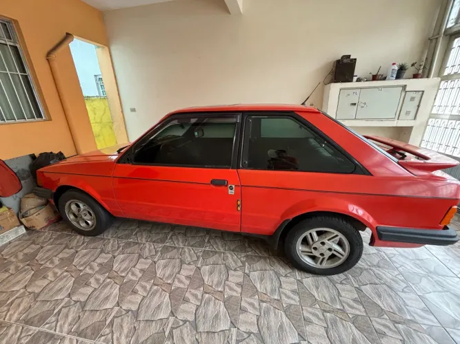 Ford Escort XR3 1.8 / 1.6 Beneton/form./laser 1985
