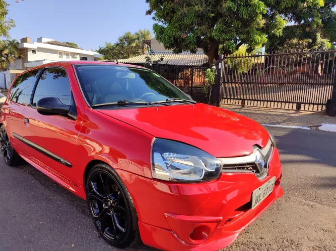 Renault Clio Authentique 1.0/1.0 Hi-power 16V 3P 2014