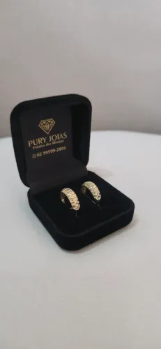 Aparador de Diamantes Ouro 18