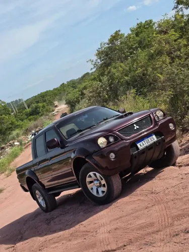 Mitsubishi L200 Sport HPE 2.5 4X4 CD DTI Dies. Mec. 2005