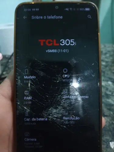 Celular tcl 305 com visor rachado 